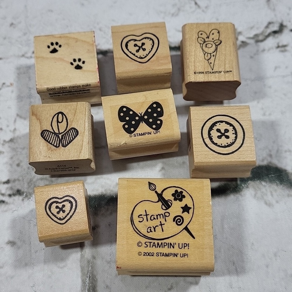 Rubber Stamp Mini‎ Assorted Lot Of 8 Buttons Bow Paw Prints Stamp Art Crafts